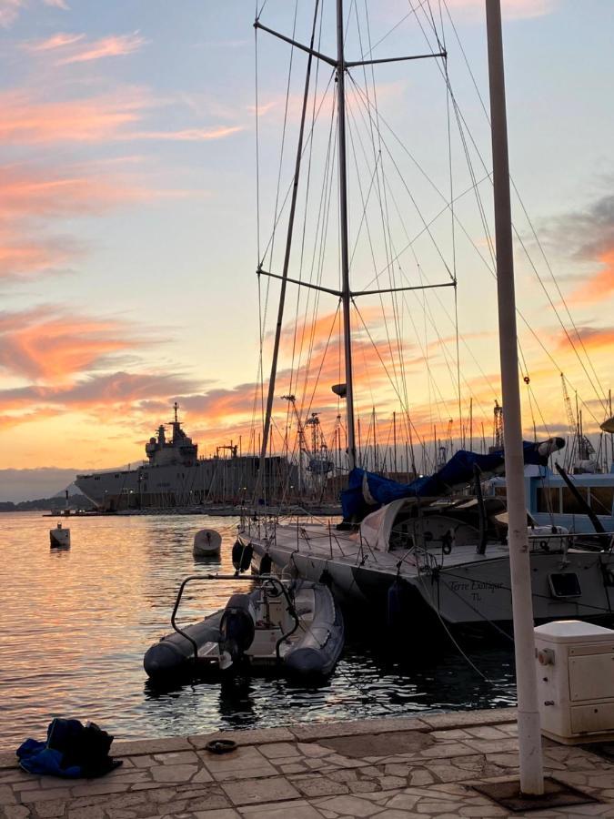 דירות Marinca Du Port De טולון מראה חיצוני תמונה