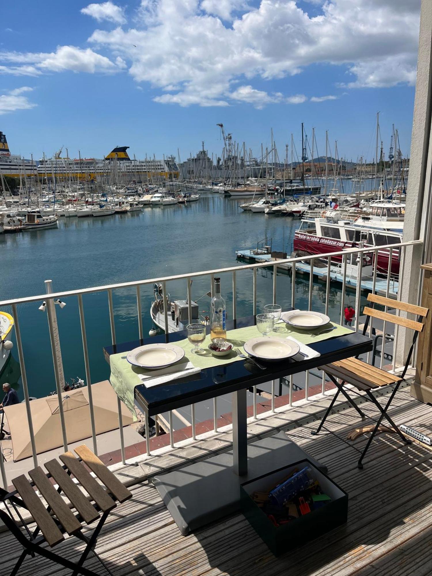 דירות Marinca Du Port De טולון מראה חיצוני תמונה